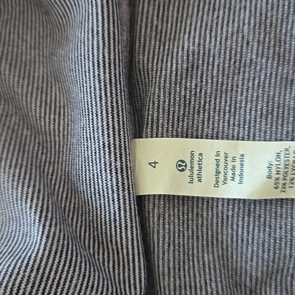 Lululemon jacket - Picture 6 of 6